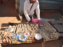 Madagaskar-Belo-the village and crossing of the river34.jpg