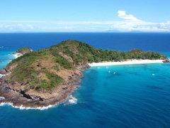 Madagascar- hotel-Tsarabanjina Islanda-lodge-panorama-2.jpg